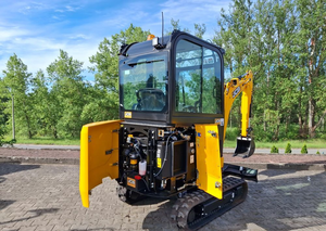 Miniexcavadora JCB 16C-1 de Alta Demanda, Tractor de Orugas con Motor de Alta Eficiencia, Usada en Buen Estado, Garantía de 4 Años - Product Image 3