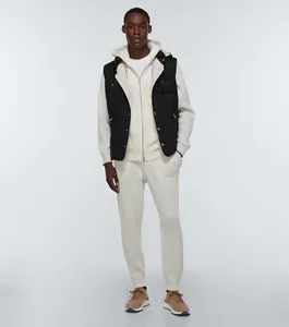 Chaleco acolchado transpirable informal para hombre, chaqueta de invierno Reversible de primera calidad, ropa de abrigo transpirable de moda con logotipo personalizado OEM - Product Image 2