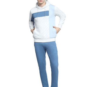 Survêtement moderne pour homme en matière légère et extensible, idéal pour la gym, le jogging et l'entraînement - Product Image 1