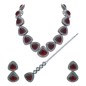 Alex Jewellery-ensemble de bijoux indiens exquis Triangle Kundan Choker Earring Maangtikka - Product Image 3