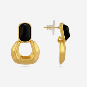 Boucles d'oreilles pendantes géométriques chic - Alliage de zinc, pierres noires et blanches, finition dorée, pour soirée, 193025 - Product Image 3