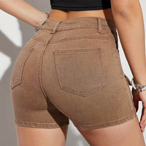 Shorts en jean pour femmes OEM, taille mi-haute, coupe régulière, décontractés, respirants, confortables, options personnalisées, fabricant au Pakistan - Product Image 3
