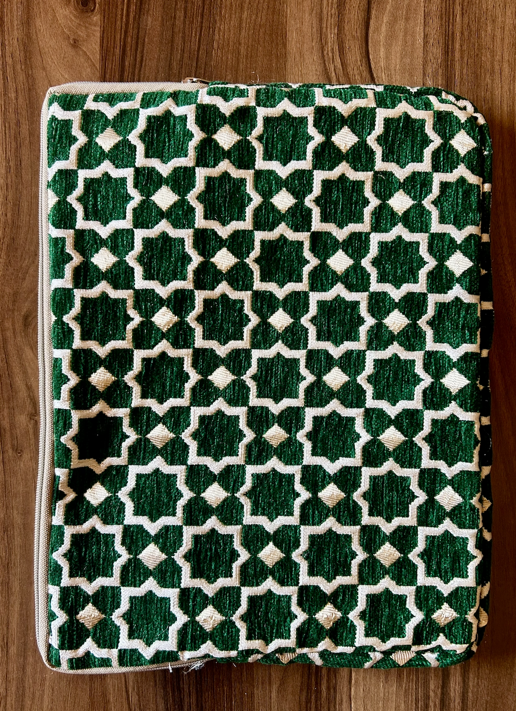 สีเขียว