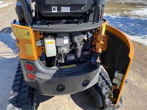 Mini-excavatrice CX17C de 1,7 tonne d'occasion au Canada avec composants principaux Moteur Pompe - Product Image 2