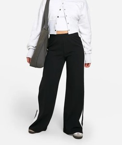 Pantalones de chándal de moda para mujer, pantalones de chándal holgados modernos con bolsillos, aspecto cómodo, ajuste elástico, tela ligera ecológica - Product Image 3