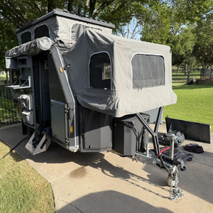 Caravane de camping hybride tout-terrain de style militaire Conqueror UEV-490 4x4, caravane d'expédition robuste, véhicule de loisirs tout-terrain à vendre - Product Image 5