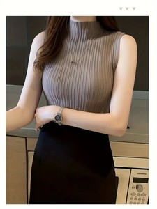 Gilet en tricot côtelé sexy pour femmes 100% polyester sans manches col roulé couleur unie coupe extensible pour le printemps automne avec logo avant - Product Image 4