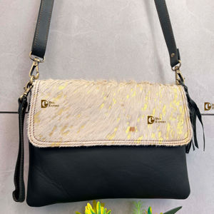 กระเป๋าถือหนังวัวหรูหราพร้อมกระเป๋าสะพายไหล่ดีไซน์เนอร์ขนโลหะพร้อมพู่ประดับสแนปแบบมีตัวอักษร - Product Image 1