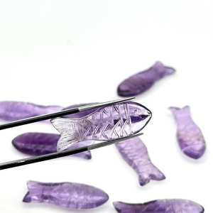 Peces Tallados a Mano en Amatista Rosa Natural, Piedra Preciosa de 30X10 MM, Cristales de Peces Rosa Púrpura - Product Image 5