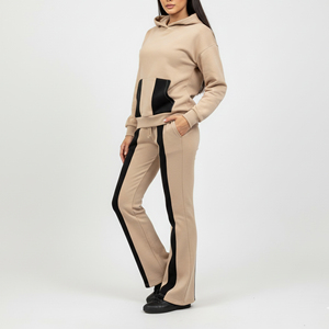 Conjunto Deportivo de Dos Piezas para Mujer, Chaqueta con Capucha y Cierre Completo, Terciopelo, Transpirable, Invierno, con Logotipo Personalizado, Excelente Calidad - Product Image 3