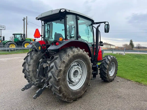 ซื้อรถแทรกเตอร์ Massey Ferguson 5710 รถแทรกเตอร์การเกษตรพร้อมเครื่องยนต์ 100 แรงม้า ปั๊มอัตโนมัติ สำหรับงานหนัก ใช้ในฟาร์ม - Product Image 2