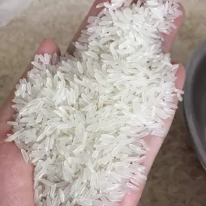 أرز الجاسمين الفيتنامي المعطر والحبيبات الطويلة 5 كجم و10 كجم و25 كجم حقيبة بيع بالجملة أرز 5% مكسور رخيص، جودة عالية للتصدير