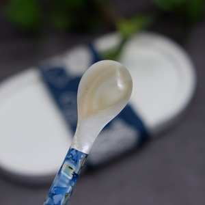 ช้อนไข่มุกที่ทำด้วยมือช่วยยกระดับโต๊ะของคุณด้วยอุปกรณ์รับประทานอาหารสุดหรู - Product Image 3