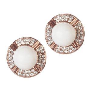 Urbana Fine Cuff Earrings Glass Pearl Stud con baño de oro rosa 1306802 - Product Image 1