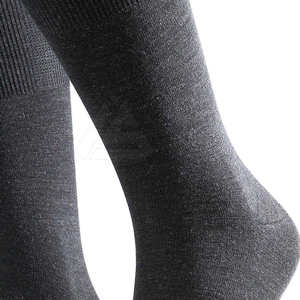 Concevez vos propres chaussettes décontractées pour hommes Chaussettes décontractées au design personnalisé Chaussettes décontractées pour hommes de haute qualité - Product Image 2