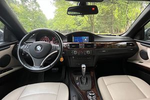 BMW 335I CONVERTIBLE USADO 2012, Volante a la Izquierda/Derecha - Product Image 4
