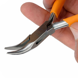 Pince à bec courbé de qualité supérieure pour la fabrication de bijoux, parfaite pour les travaux de précision, construction en acier inoxydable robuste - Product Image 3