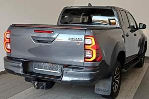 Toyota Hilux 2.8 D-4D GR Sport automatique, neuf/occasion, couleur gris métallisé, SUV/VTT/Pick-up - Product Image 3