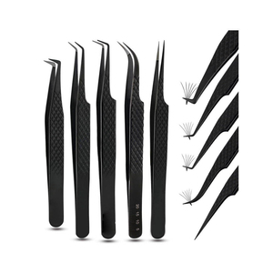 Vente en gros de pinces à épiler professionnelles en acier inoxydable noir pour extensions de cils KAAMIR INSTRUMENTS, ensemble de 12 mm, pointe lisse, différentes - Product Image 1