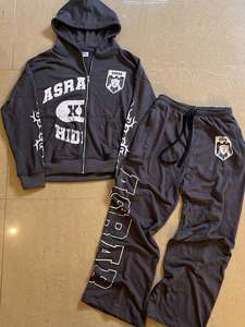 Ensemble de pantalons de survêtement à capuche zippés avec broderie en détresse personnalisée Survêtement pour hommes Survêtement lavé à l'acide avec strass et effet soleil - Product Image 2