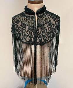 Robe d'été en lin brodée à la main pour femmes musulmanes, perles et paillettes lourdes, style kaftan abaya - Product Image 1