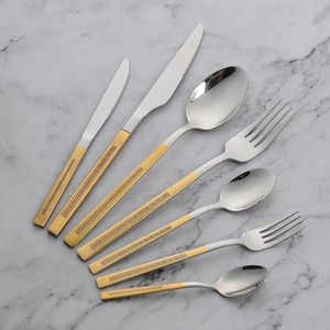 Juego de cubiertos dorados hechos a mano, cubiertos y tenedores de acero inoxidable, utensilios de cocina de alta calidad, suministros para restaurantes, precio de fábrica, tenedor - Product Image 6