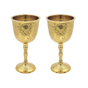 ชุดถ้วยทองเหลืองทำมือระดับพรีเมียม พร้อมลวดลายสลักแบบราชวงศ์ |   ชุดของขวัญเครื่องใช้บนโต๊ะอาหารตกแต่งสไตล์ยุคกลางแบบวินเทจ - Product Image 1
