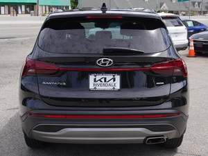 Noir étincelant 2023 Hyunda-i Santa Fe SE AWD utilisé avec jantes en alliage sièges en cuir système de navigation démarrage à distance Android Auto - Product Image 6