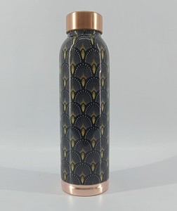 Bouteille d'eau en cuivre personnalisée incroyable, artisanat naturel, bienfaits de l'Ayurveda et haute qualité - Product Image 3