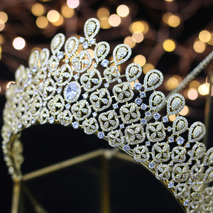 ASNORA CZ Diadème Couronne de Reine de <span class=keywords><strong>Luxe</strong></span> Grande Couleur Or Accessoires de Cheveux de Mariée pour <span class=keywords><strong>Mariage</strong></span> et Bal de Promo - Product Image 6