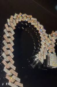 จี้รูปโล่ห์น้ำแข็งแบบกำหนดเอง CONCEPTION |   เครื่องประดับฮิปฮอปหรูหราเงินแท้ 925 ประดับมอสซาไนต์ |   ได้รับการรับรองจาก GRA - Product Image 4