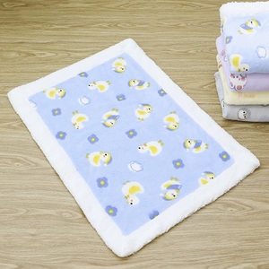 Manta para Mascotas Redonda con Estampado de Dibujos Animados, Súper Suave y Transpirable, Mezcla de Franela y Poliéster, Ligera, Lavable a Máquina, para Todas las Estaciones - Product Image 1