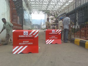 Meilleur produit de 2025 Barricades de circulation routière en plastique de qualité supérieure de l'exportateur mondial à un prix raisonnable - Product Image 2