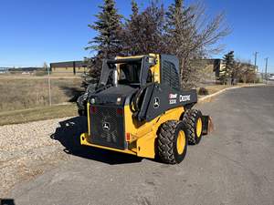 Chargeuse compacte John Deere 320E de haute qualité à prix d'usine, pour la construction, l'agriculture et la manutention, disponible en stock dès maintenant - Product Image 5