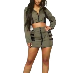 Conjunto Deportivo Personalizado con Logotipo, Top Corto de Secado Rápido, Pantalones Cortos para Mujer, Conjunto de Pantalones Cortos Deportivos con Cortavientos, HECHO POR BS 2026 - Product Image 2