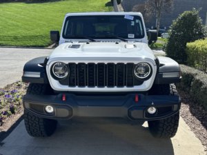 Jeep Wrangler Rubicon V6 3.6L 4WD 2024 Usado en Buen Estado - Product Image 2