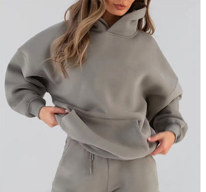 Jersey informal de manga larga para mujer con capucha elegante con bolsillo frontal tejido nuevas camisetas de moda para mujer OEM - Product Image 2