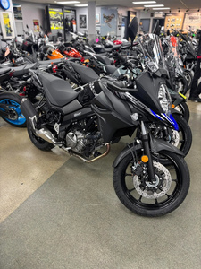 Motocicleta Deportiva V-Stroms 650 XT 645cc 2025/2026 Nueva Certificada con 3 Años de Garantía y Lista para Exportar - Product Image 2