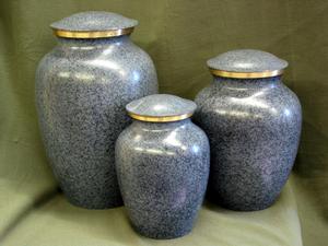 Urne compagnon en laiton pour cendres style moderne look chaud compagnon crémation urne mémorable fantaisie vente premium nouveau look adulte urne - Product Image 4