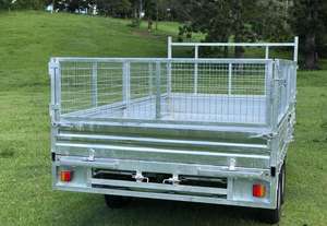 Nouvelle remorque à benne basculante Ozzi 3500 kg 14x7 à plateau plat avec rampes, remorques de fret et utilitaires - Product Image 4