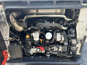 2020 Bobcaat T770 Minicargador Cargador de alta calidad Listo para enviar Motor diésel Cargador asequible - Product Image 4