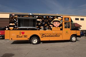 Precio barato de acero inoxidable móvil Food Van Truck Carro de remolque de comida rápida a base de agua Camiones de comida usados a precios bajos - Product Image 6