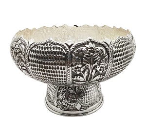 Bol de service moderne pour ustensiles de cuisine Hôtel Restaurant Bols de service à soupe aux fruits Couleur argent Aluminium Plat de service à salade et assiettes - Product Image 5