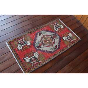 Vintage Rug, Small 1.7x3.2 ft Turkish Rug, <b>Red</b> Floral <b>Wool</b> Rug - Product Image 2