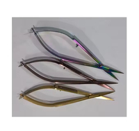 Ciseaux de qualité pour le soin des cuticules, des ongles et des sourcils, avec lames en acier inoxydable, coupe précise et lisse.