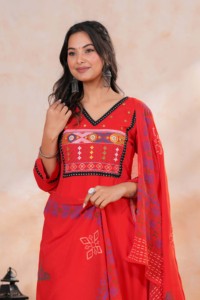 Elegant <b>Red</b> Cotton Salwar Kameez Set for Women with Embroidered Dupatta Traditional Ethnic Casual Wear Ankle Length Regular Fit - Product Image 6