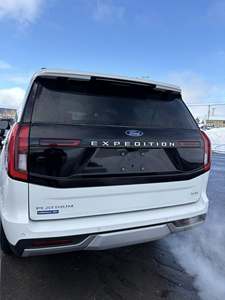 Ford Expedition Platinum MAX Usado 2025 - Product Image 2