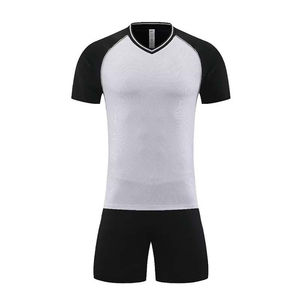 Nuevo Diseño de Uniforme de Fútbol Unisex Personalizado, Conjunto de Camiseta de Manga Corta con Cuello en V y Nombre Personalizado, Uniforme de Fútbol Ligero - Product Image 6