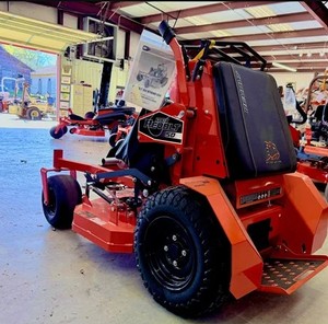 สนามหญ้าที่สมบูรณ์แบบเริ่มต้นที่นี่ BAD BOY, เครื่องตัดหญ้าแบบหมุนศูนย์ REVOLT-SD พร้อมจัดส่งแล้ว - Product Image 4