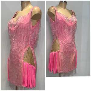 Fabricante al por mayor elegante vestido de noche rosa para mujer patrón Floral rebordear lentejuelas característica antiestática vestido Sexy para invitados - Product Image 3